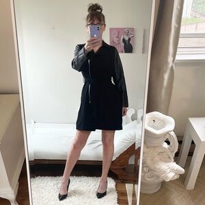 PECK & PECK BLACK COAT FAUX LEATHER SLEEVES POCKETS SILVER ZIPPER BACK SLIT BELT